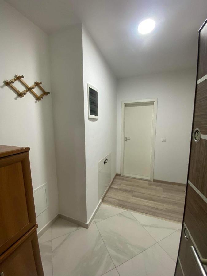 Private Apartments Prishtina Pristina Buitenkant foto