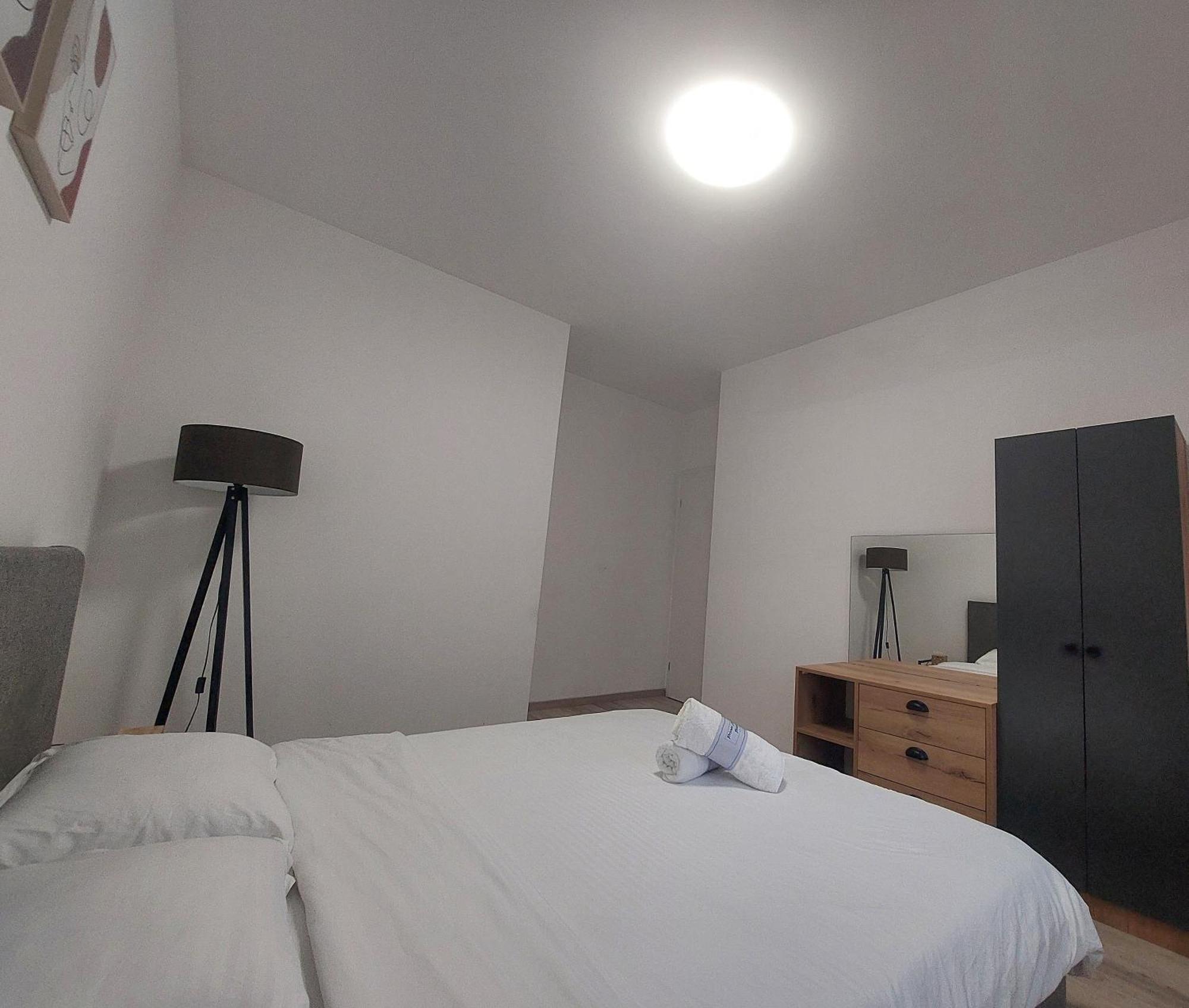 Private Apartments Prishtina Pristina Buitenkant foto